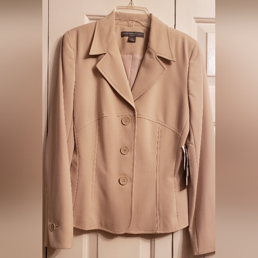 Josephine Chaus Cream Blazer - Size 8P